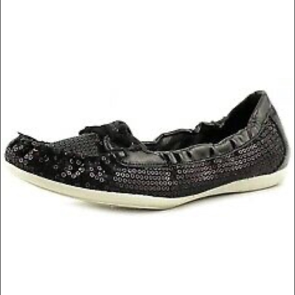 Fergalicious Weekendz Poppy Scrunch Loafers